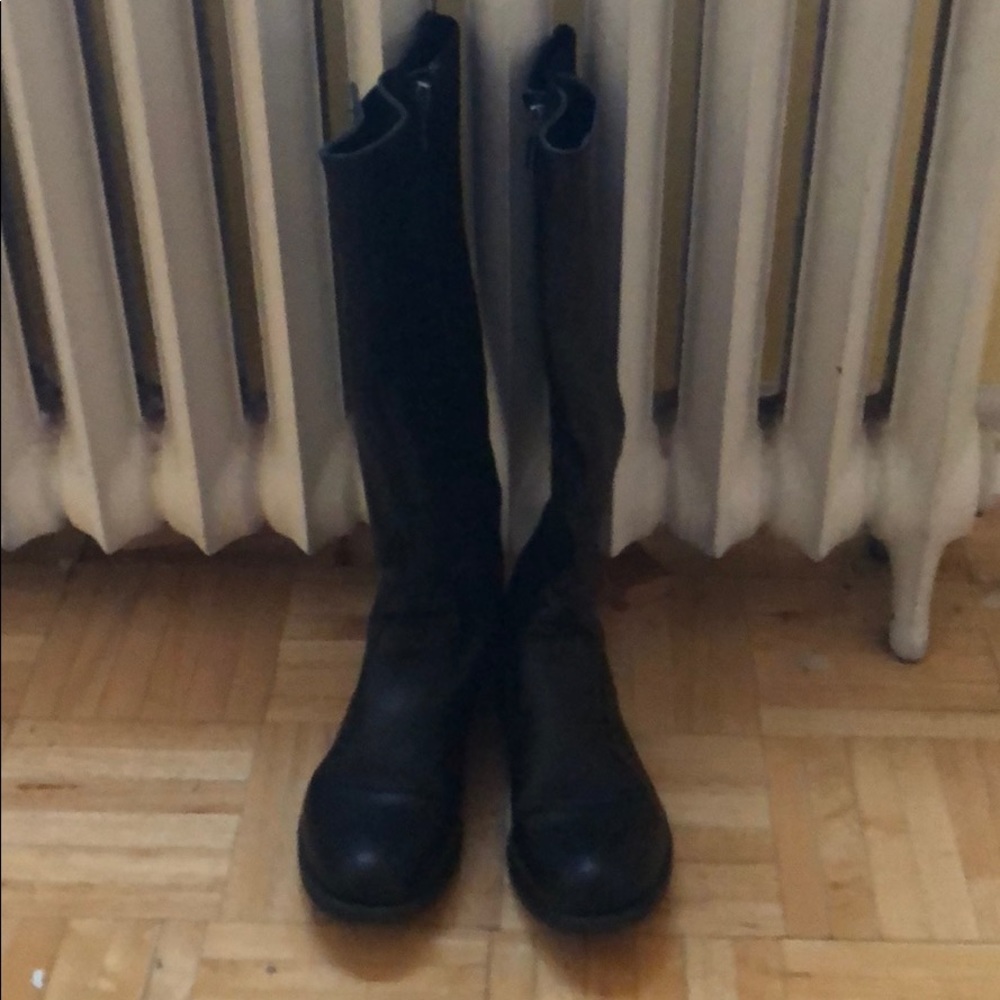 Casual boots used only one time